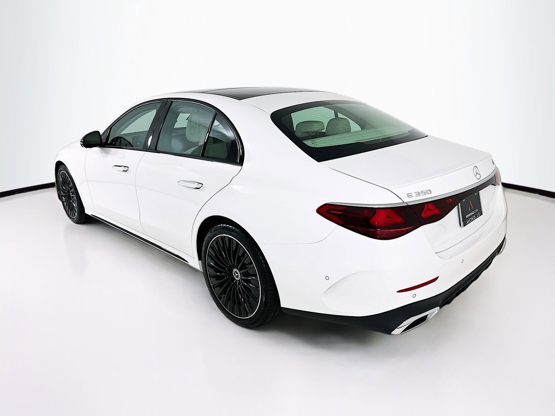 New 2026 Mercedes-Benz E 350 4MATIC Sedan image 6