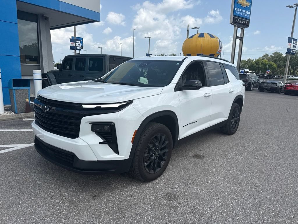 Used 2025 Chevrolet Traverse LT w/ Midnight/Sport Edition