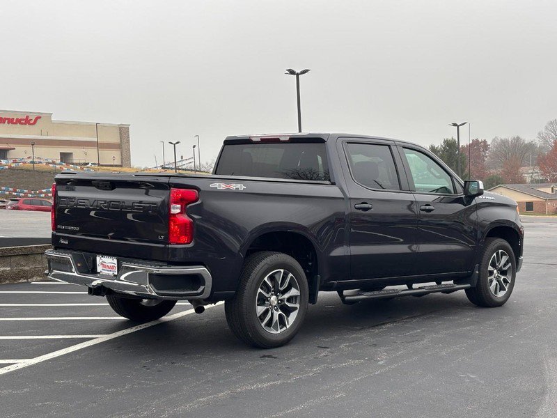 Used 2023 Chevrolet Silverado 1500 LT image 3