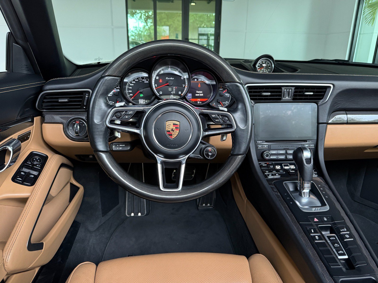Used 2019 Porsche 911 4 Cabriolet AWD/4WD image 36