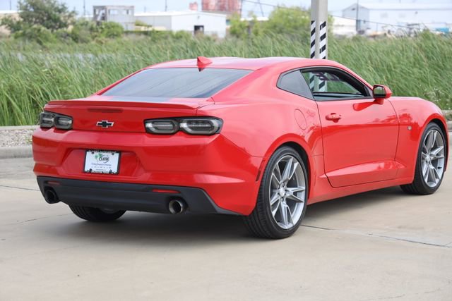 Used 2020 Chevrolet Camaro LT w/ RS Package RWD image 8