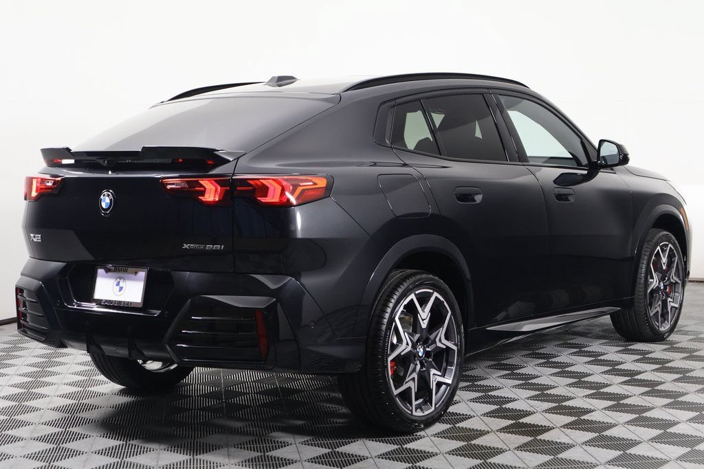 New 2026 BMW X2 xDrive28i w/ Technology Package AWD/4WD image 2