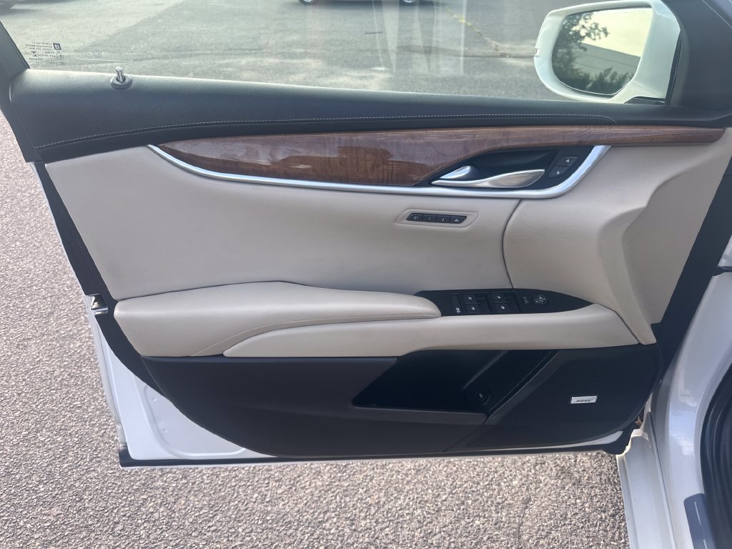 Used 2018 Cadillac XTS Luxury FWD image 11
