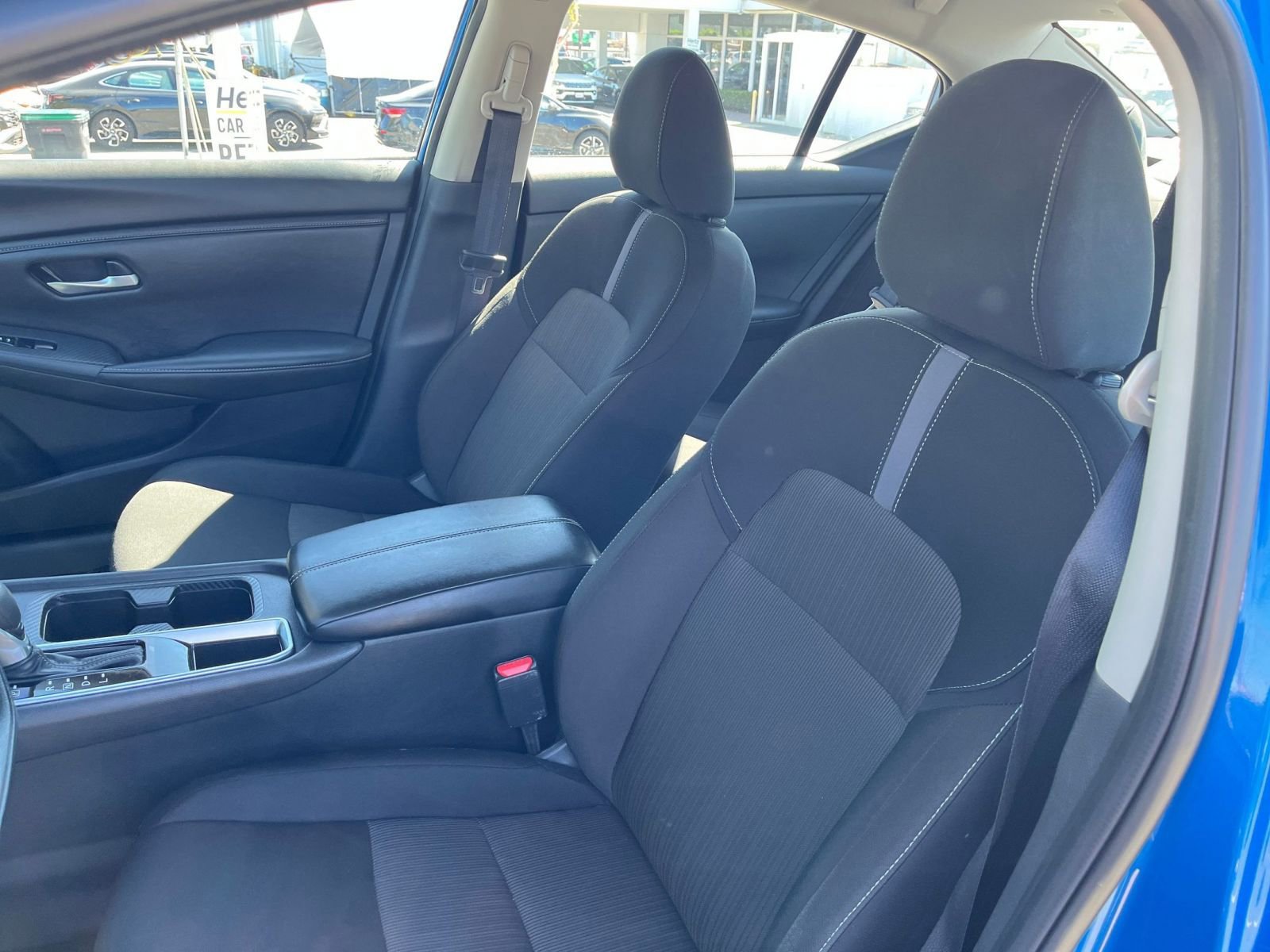 Used 2025 Nissan Sentra SV FWD image 28