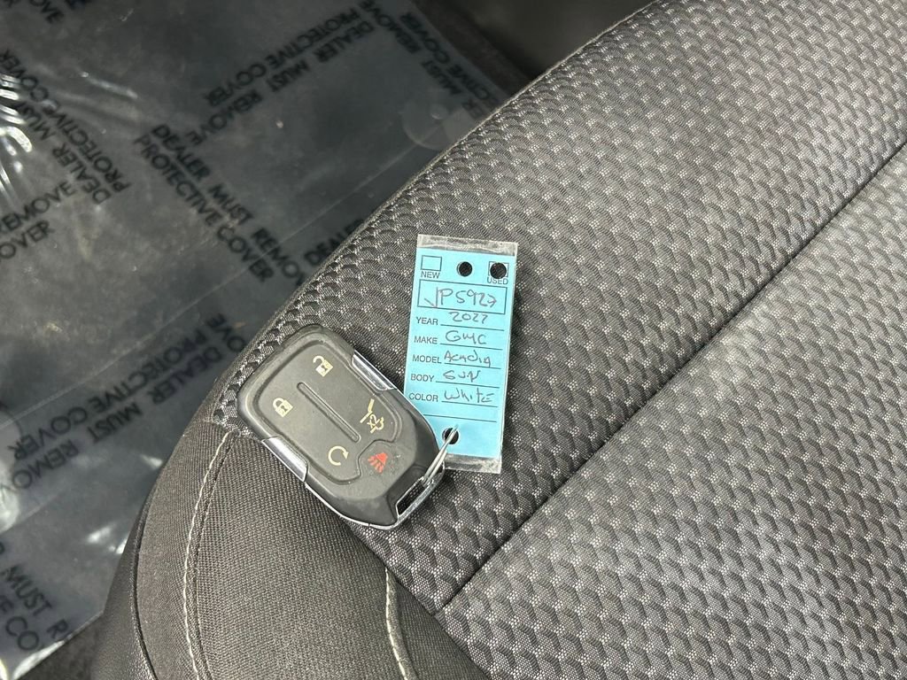 Used 2022 GMC Acadia SLE w/ Driver Convenience Package image 50