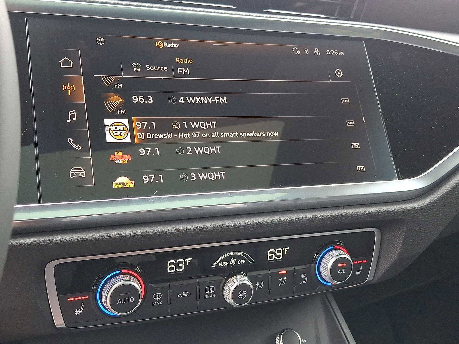 New 2025 Audi Q3 2.0T Premium image 14