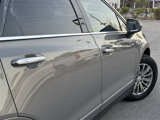 Used 2017 Cadillac XT5 Luxury image 8