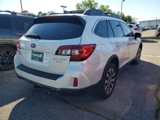 Used 2017 Subaru Outback 3.6R Limited AWD/4WD image 10