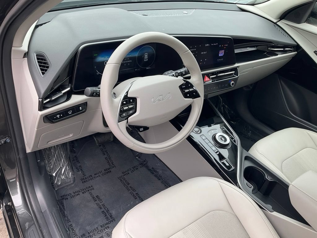 Used 2023 Kia Niro Wind FWD image 6