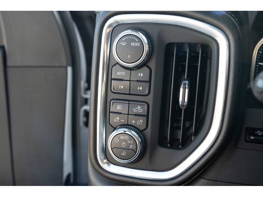 Used 2022 GMC Sierra 2500 Denali w/ Denali Ultimate Package AWD/4WD image 32