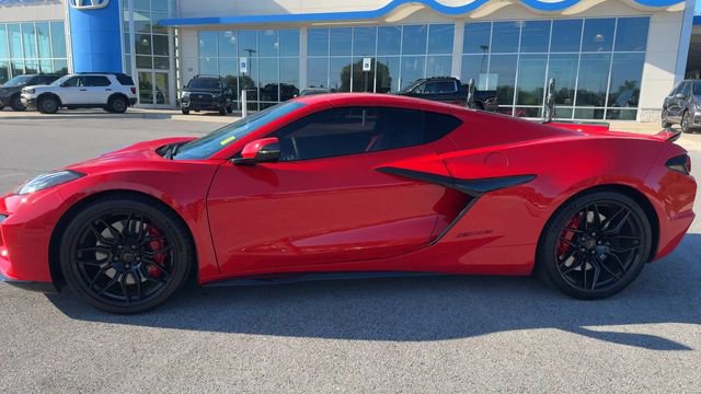 Used 2026 Chevrolet Corvette Z06 RWD image 7