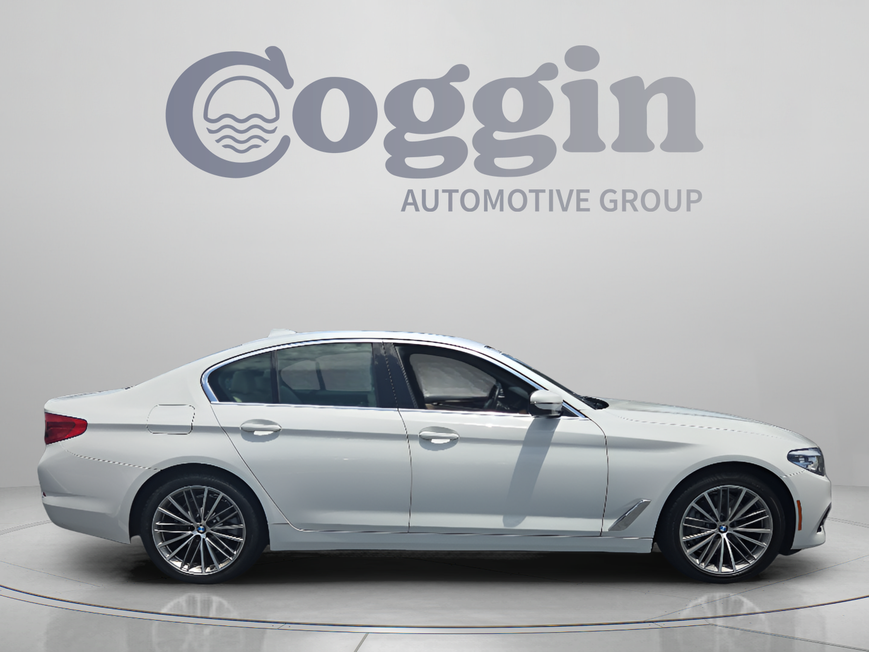 Used 2020 BMW 530i w/ Convenience Package RWD image 6