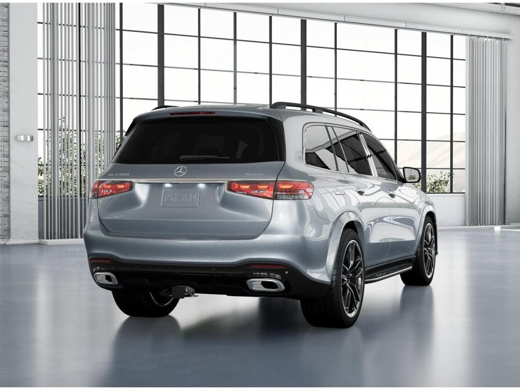 Used 2025 Mercedes-Benz GLS 580 4MATIC image 23