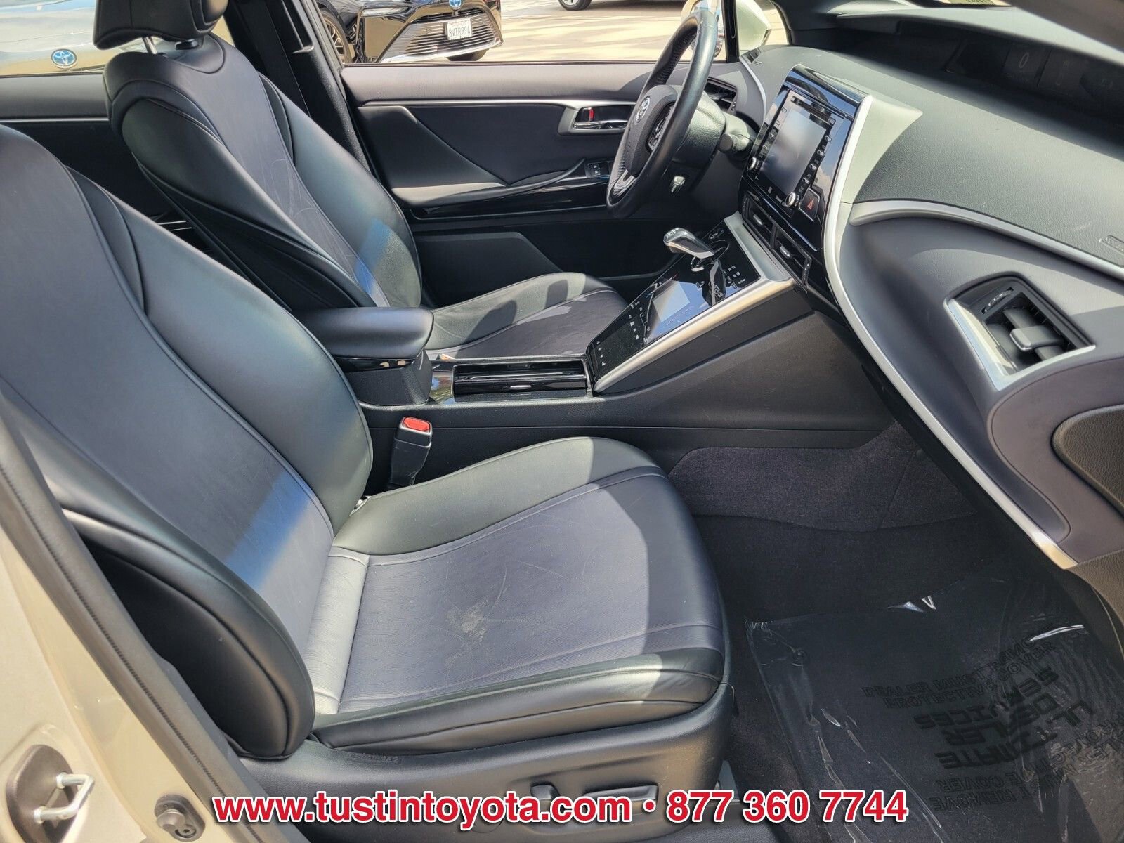 Certified 2019 Toyota Mirai Base image 15