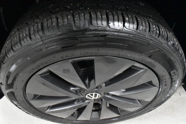 Used 2024 Volkswagen Taos S image 9