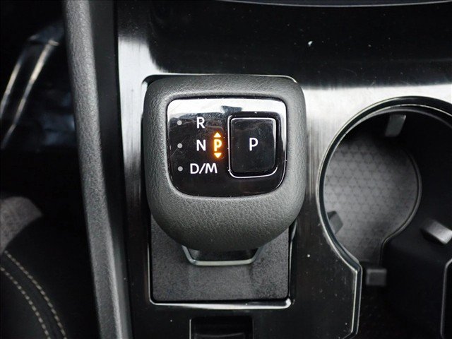 Used 2023 Nissan Rogue SV FWD image 21