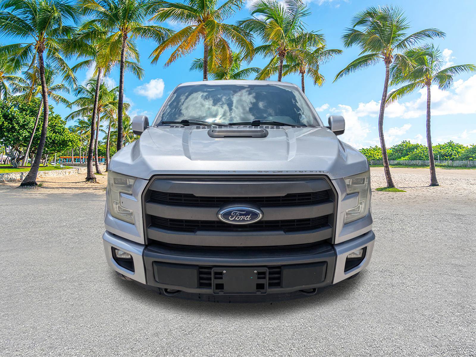 Used 2015 Ford F150 Lariat w/ Equipment Group 502A Luxury AWD/4WD image 9