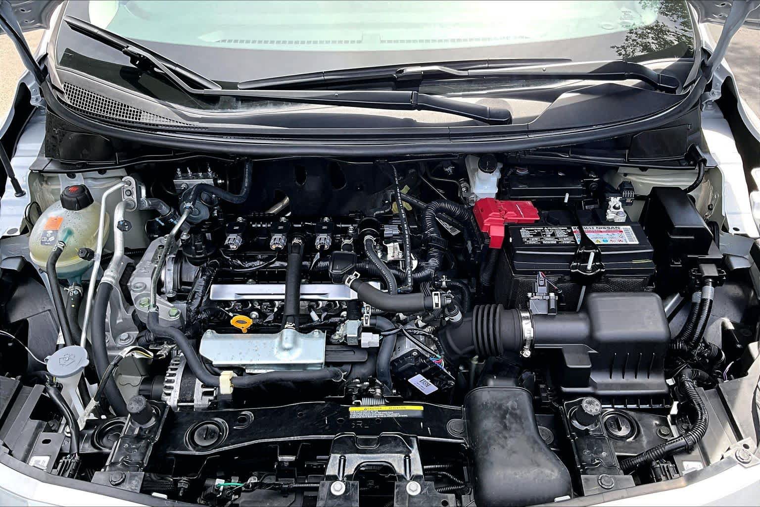 Used 2025 Nissan Versa SV FWD image 32