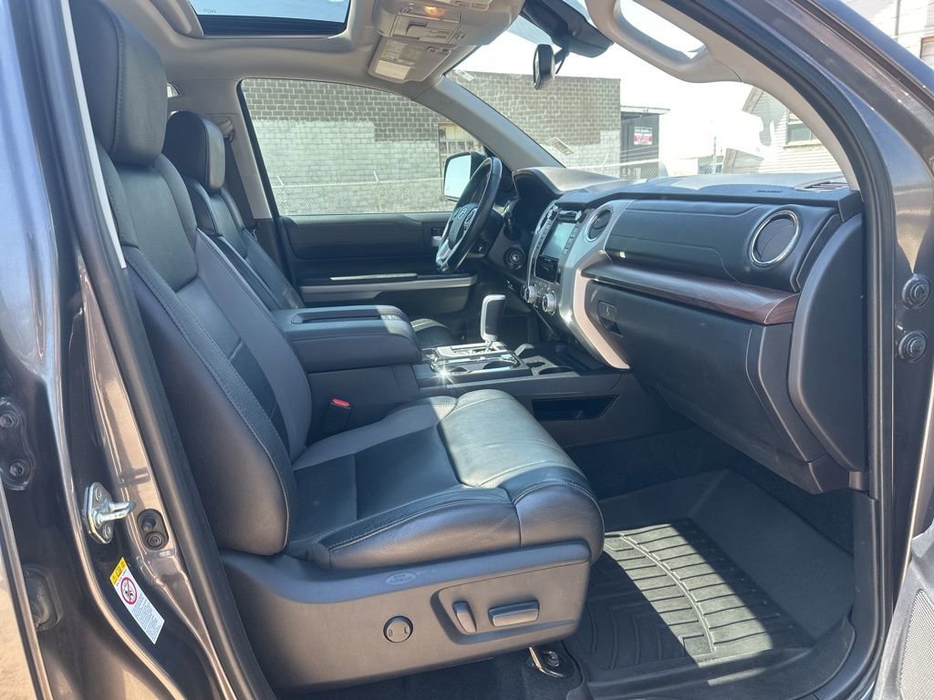 Used 2018 Toyota Tundra Limited w/ Limited Premium Package AWD/4WD image 13
