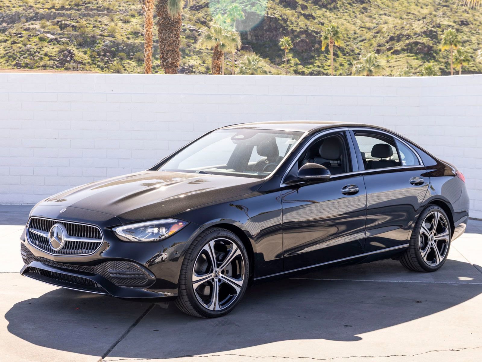 Used 2025 Mercedes-Benz C 300 Sedan video 2