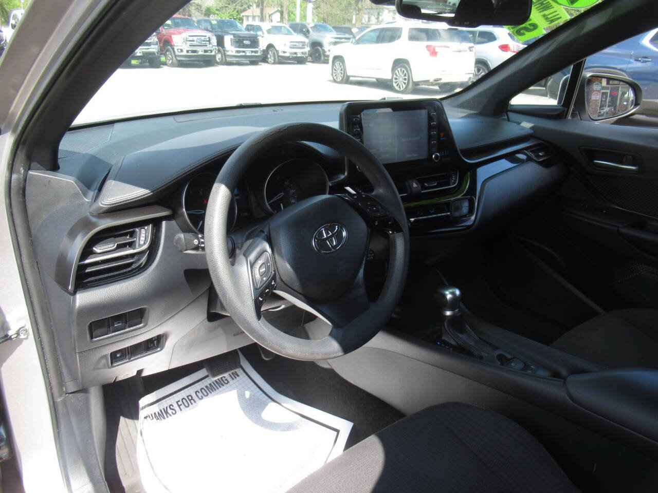 Used 2019 Toyota C-HR LE FWD image 27