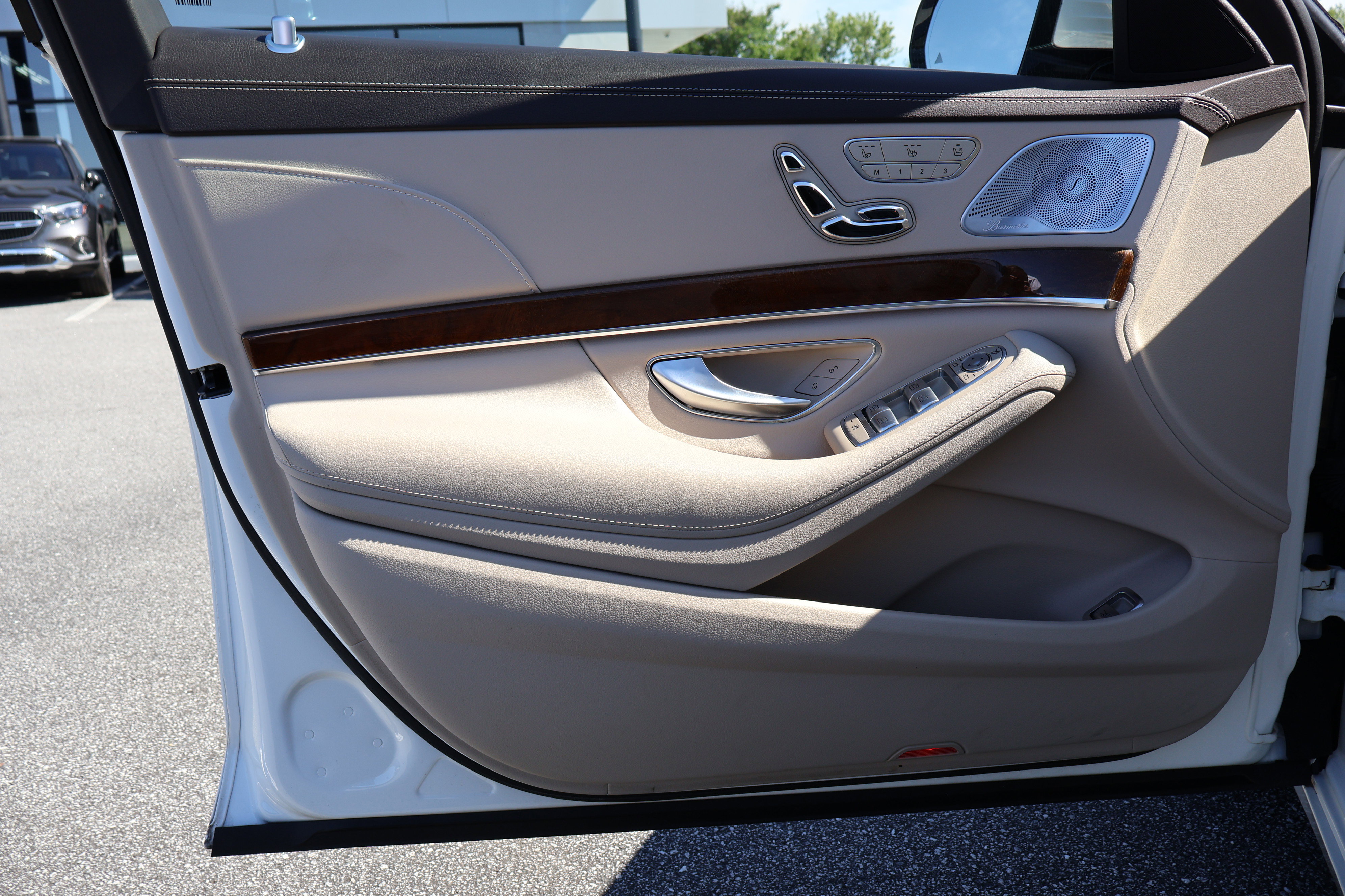 Used 2015 Mercedes-Benz S 550 Sedan image 13