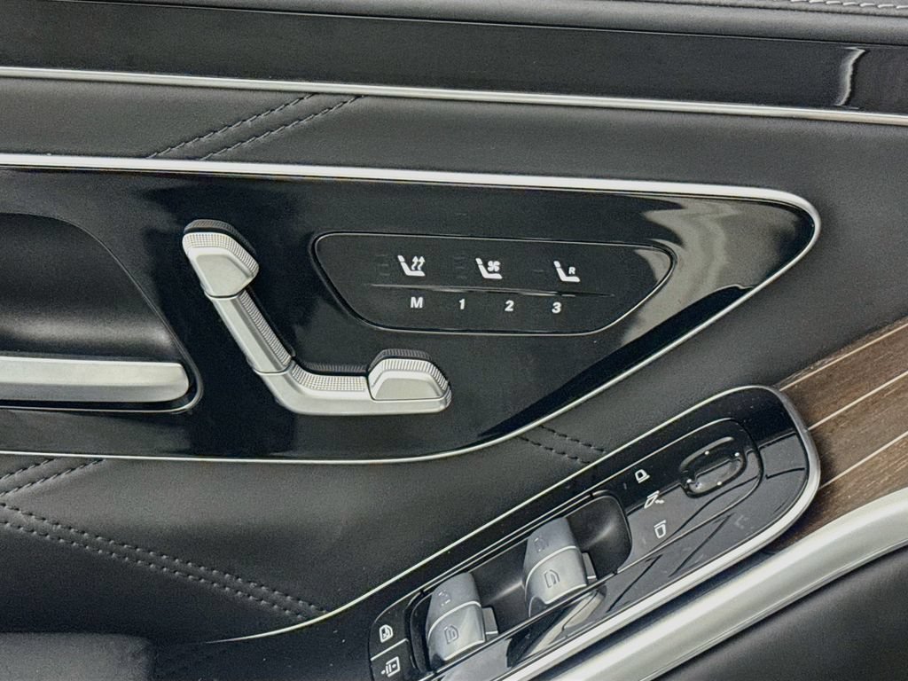 Used 2022 Mercedes-Benz Maybach S 580 4MATIC image 21