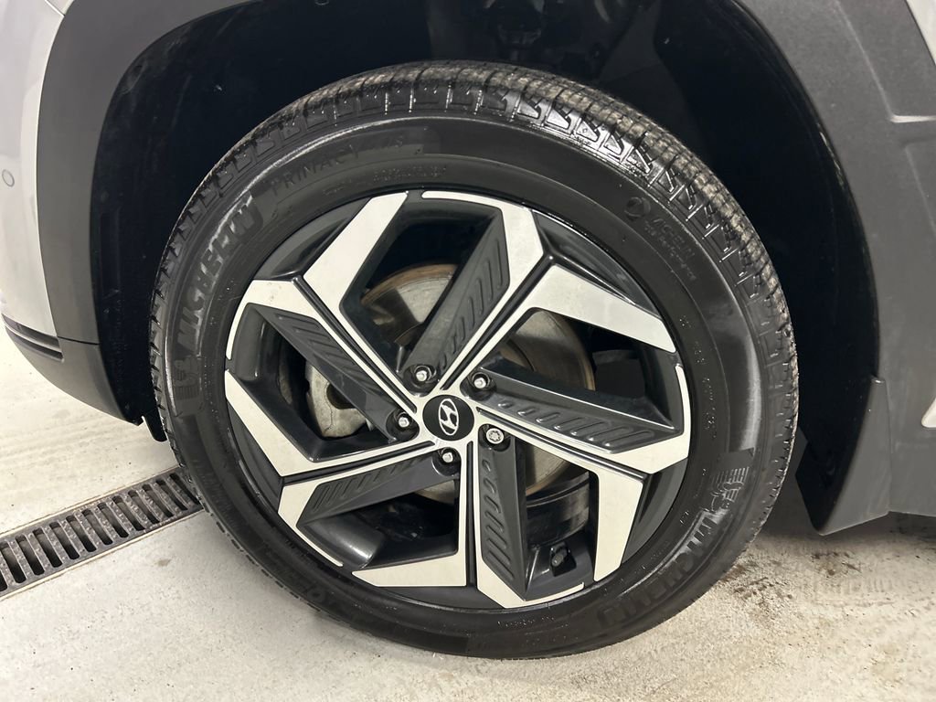 Used 2023 Hyundai Tucson Limited image 9