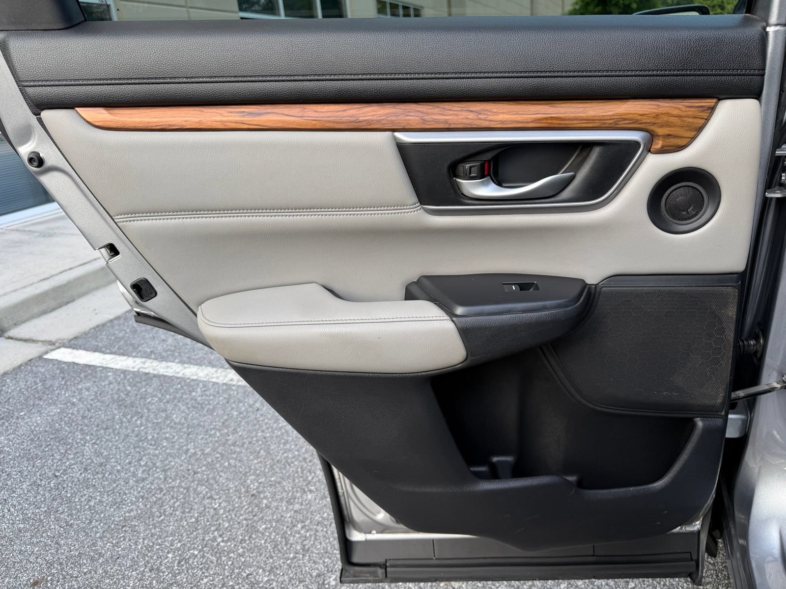 Used 2017 Honda CR-V EX-L image 46