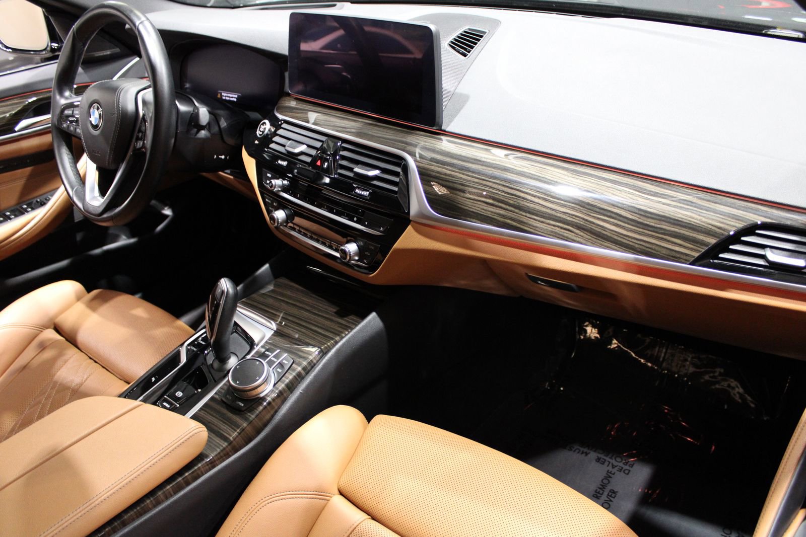 Used 2021 BMW 530i w/ Premium Package RWD image 31