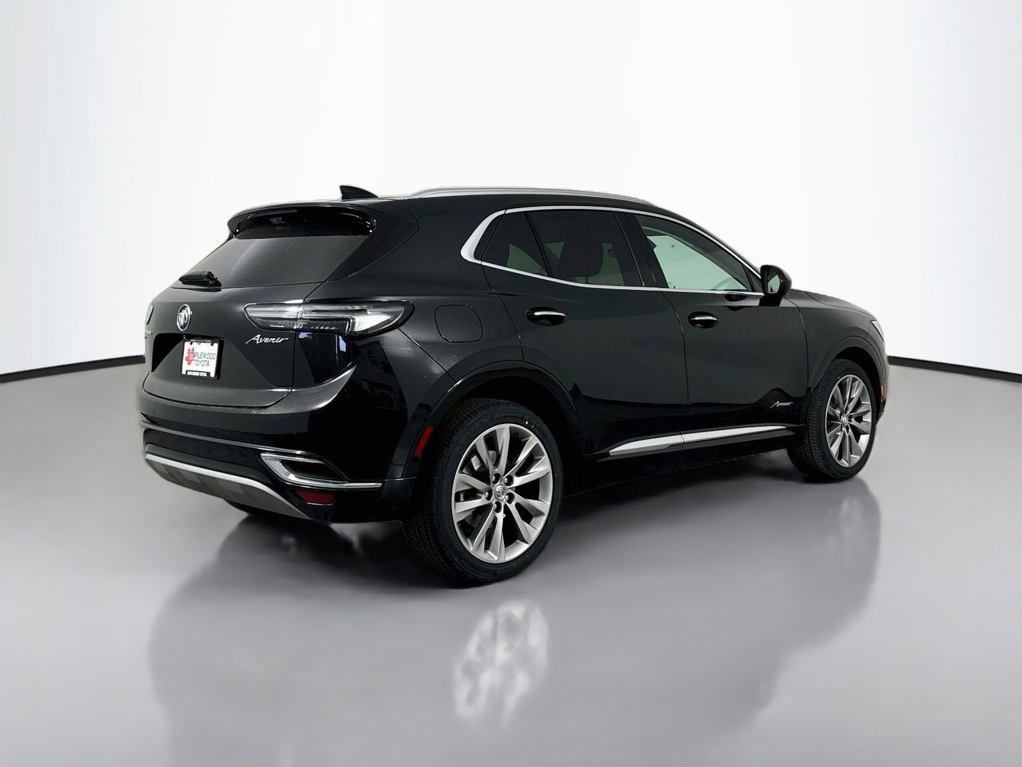 Used 2022 Buick Envision Avenir w/ Technology Package II AWD/4WD image 7