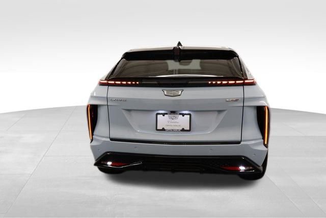 New 2026 Cadillac Lyriq V image 3
