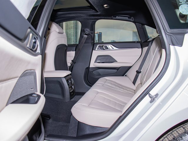 New 2026 BMW 430i xDrive w/ Premium Package image 21