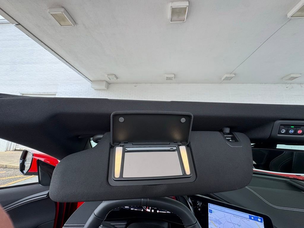 Used 2023 Chevrolet Corvette Stingray Convertible w/ Battery Protection Package image 32