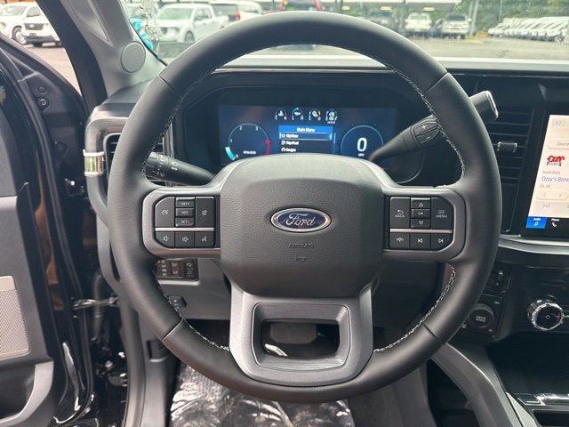 New 2025 Ford F250 Lariat w/ Chrome Package image 13