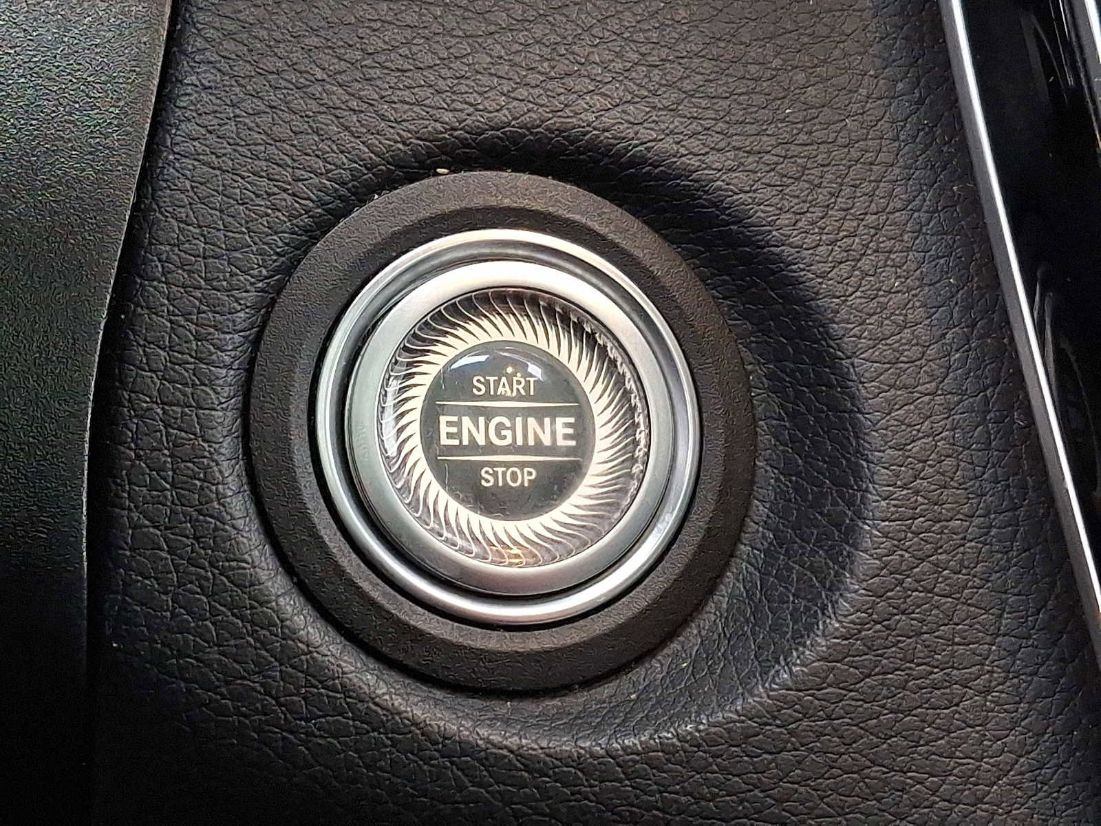 Certified 2021 Mercedes-Benz GLC 43 AMG 4MATIC image 20