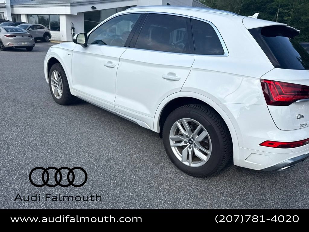 Used 2022 Audi Q5 2.0T Premium w/ Convenience Package AWD/4WD image 11