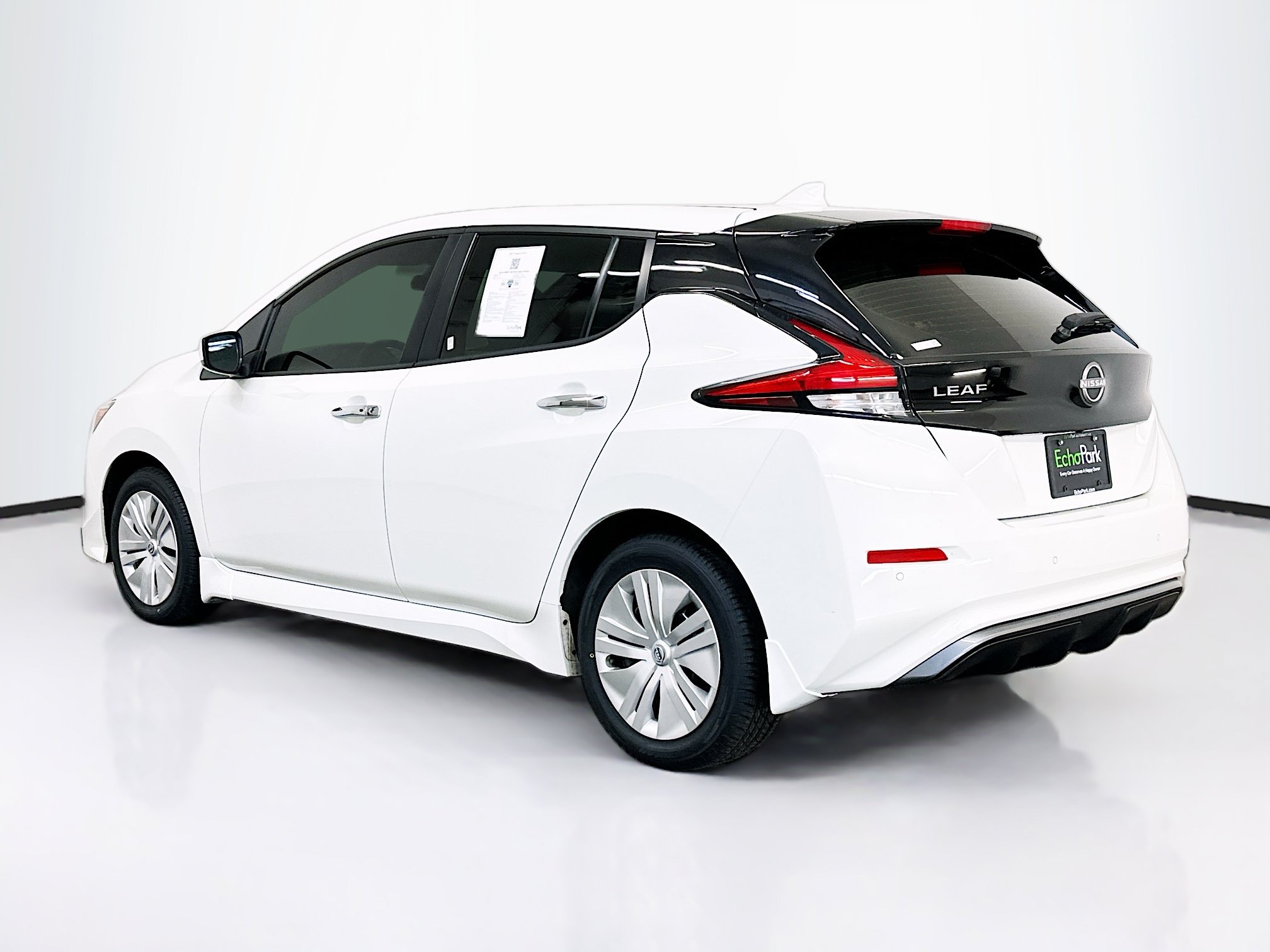 Used 2023 Nissan Leaf S FWD image 5