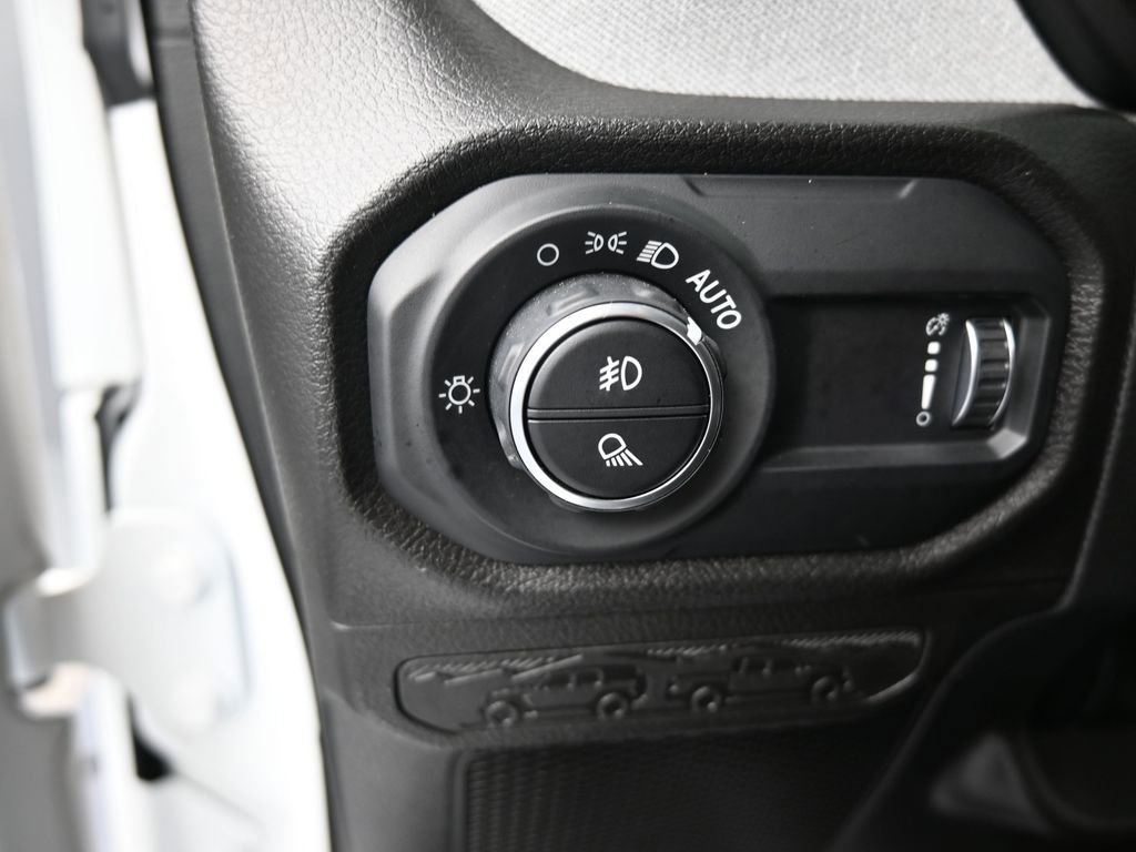 Used 2024 Jeep Gladiator Sport image 30