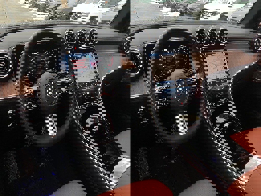 Certified 2023 Mercedes-Benz GLC 300 4MATIC image 17