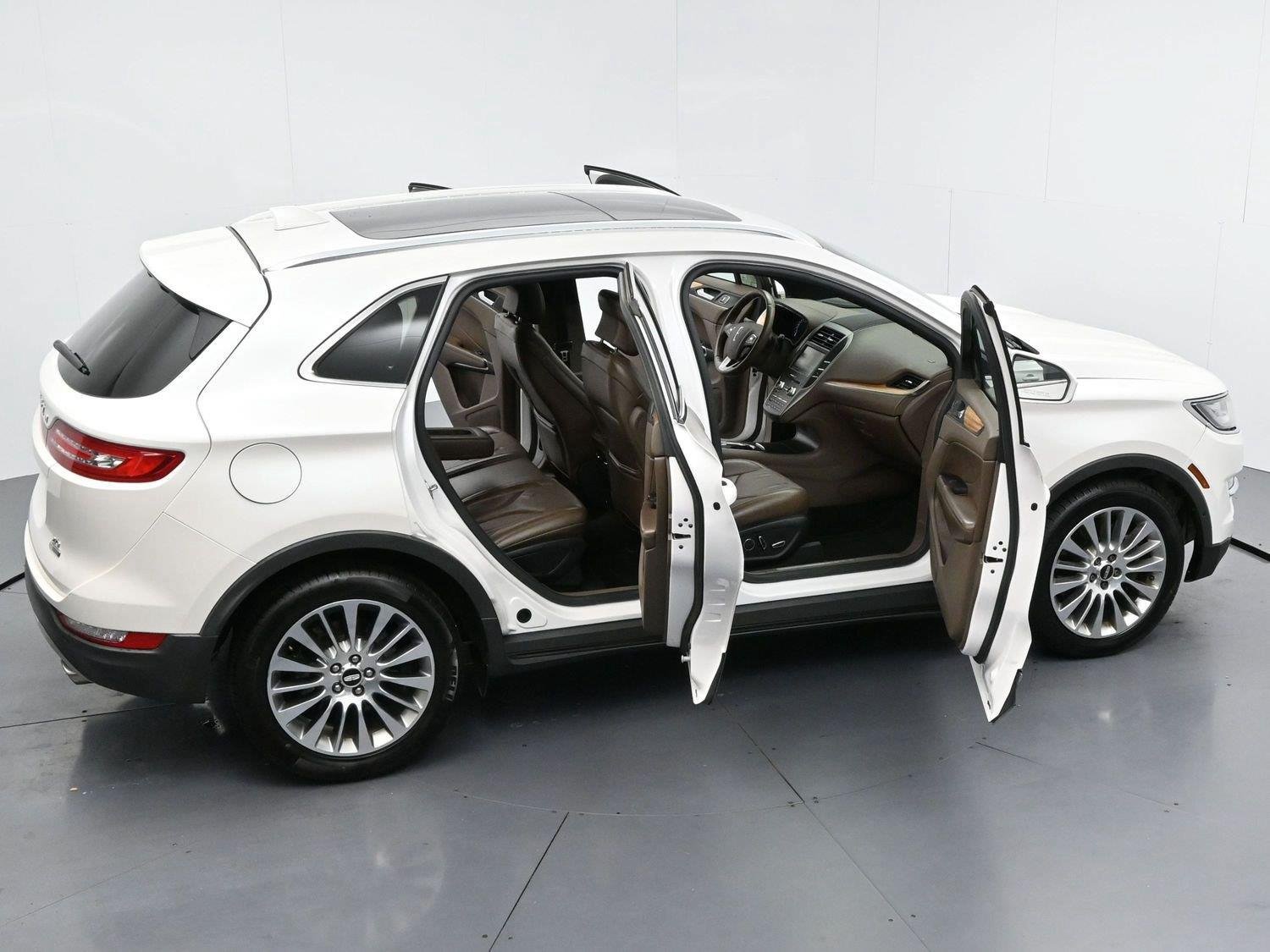 Used 2015 Lincoln MKC FWD w/ Equipment Group 102A Reserve image 35