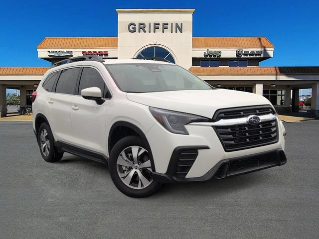 Used 2025 Subaru Ascent Premium AWD/4WD image 2