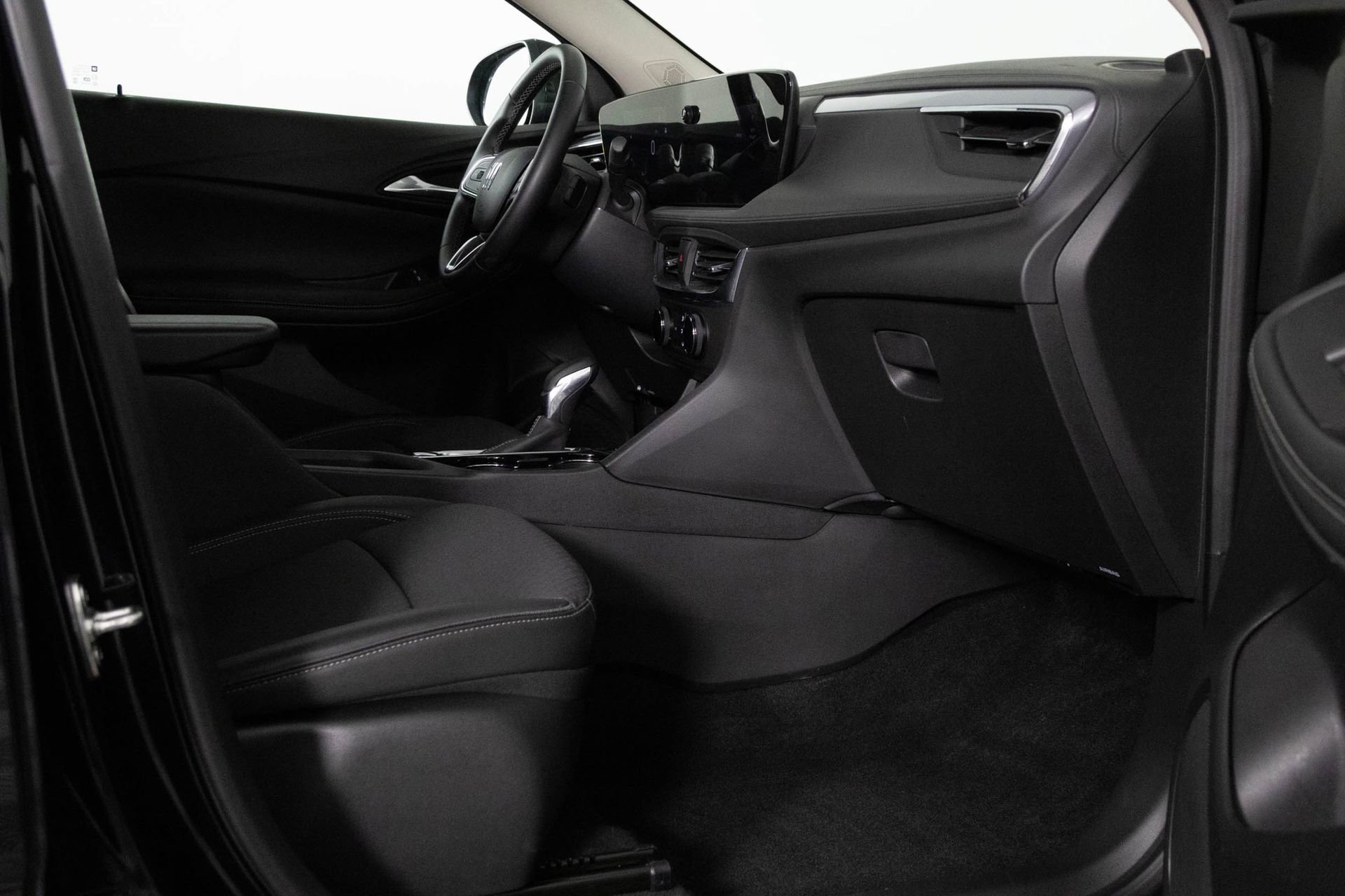 Certified 2025 Buick Encore GX Preferred image 38