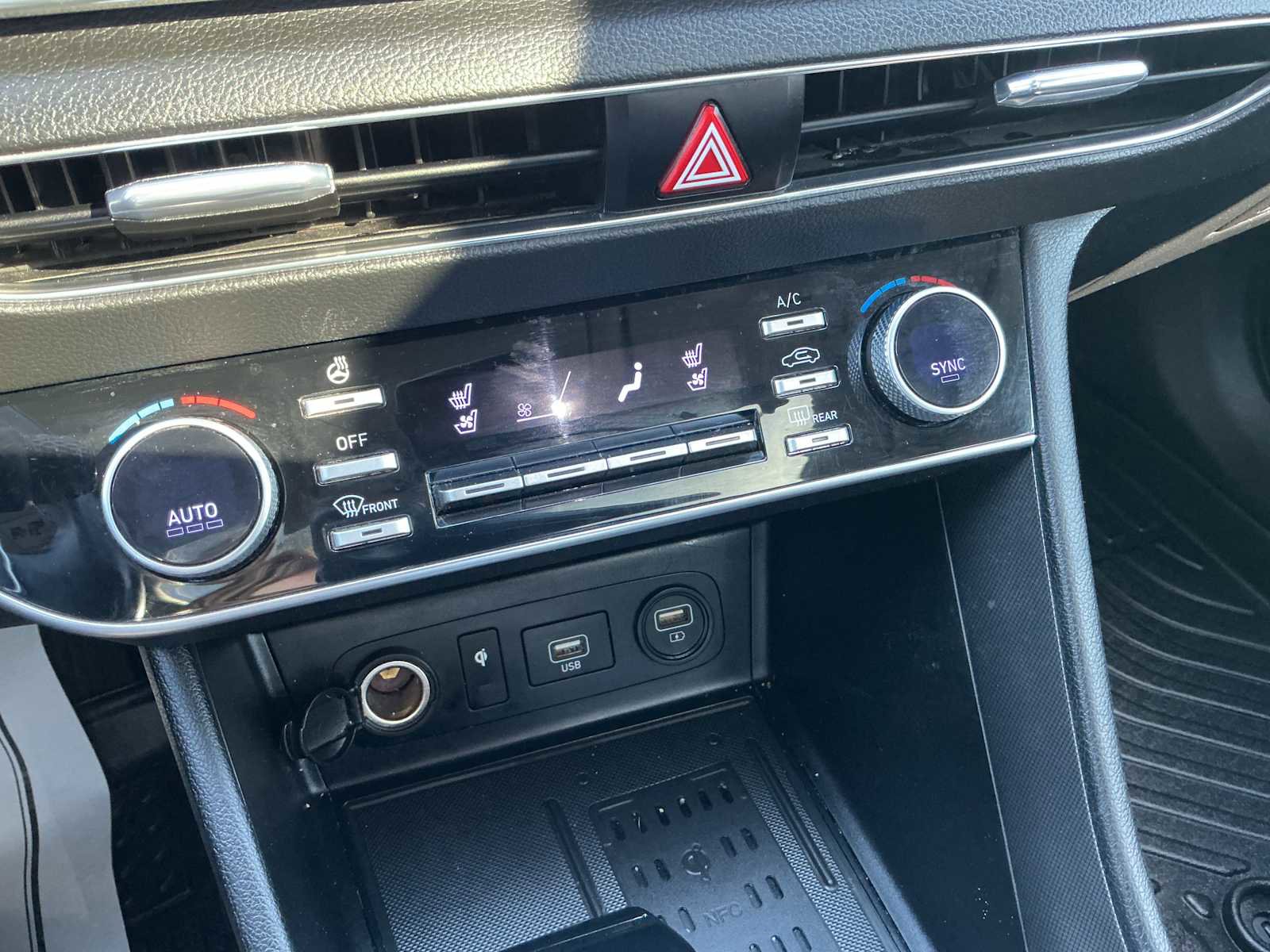 Used 2020 Hyundai Sonata Limited image 14