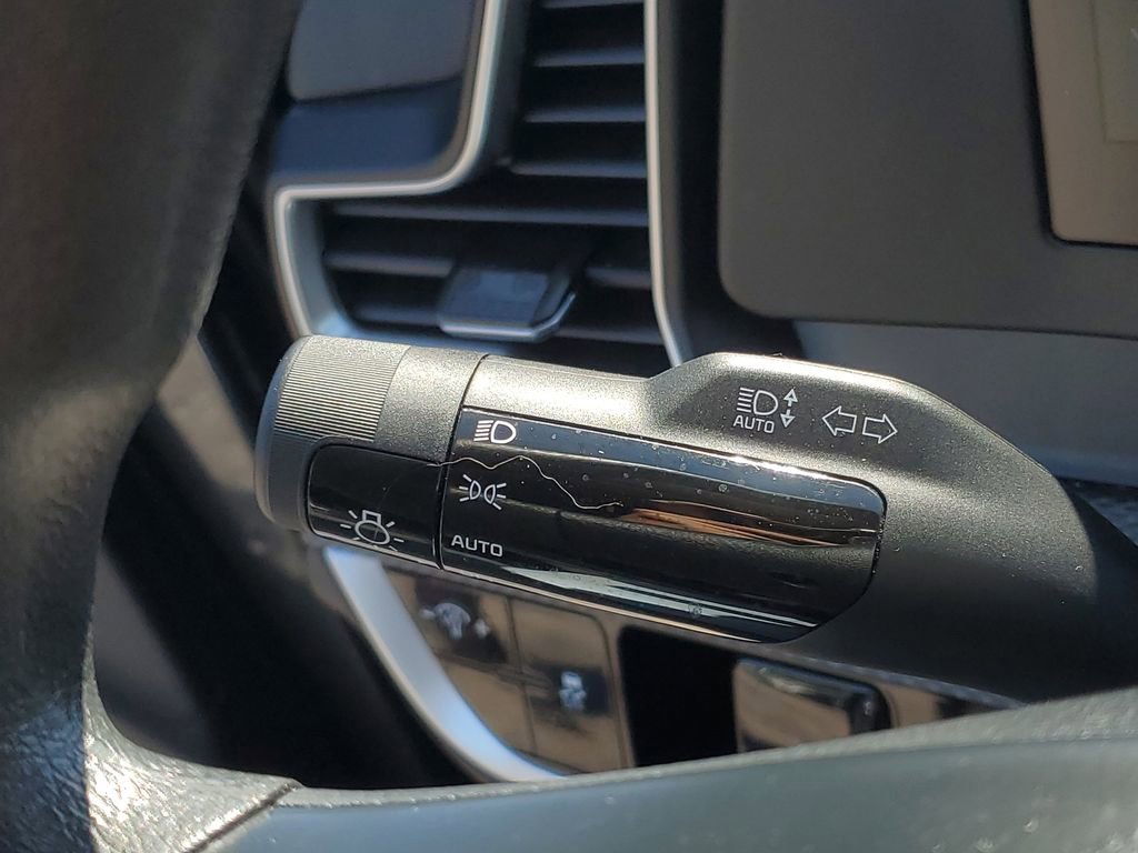 Certified 2024 Kia Sportage LX FWD image 14