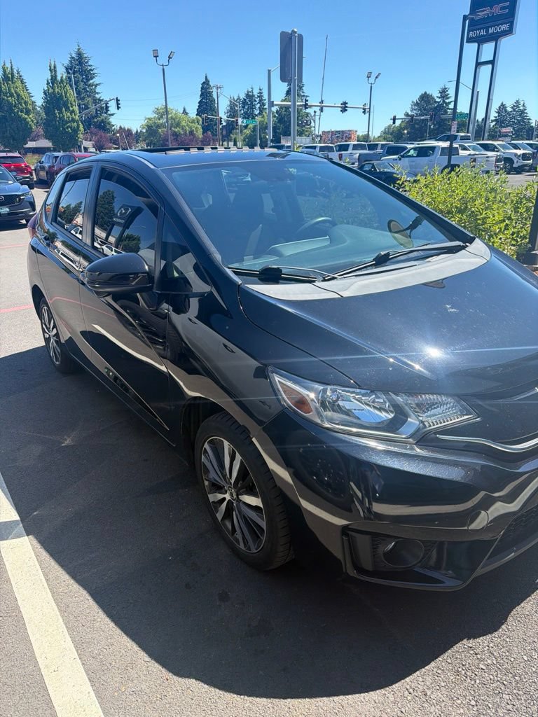 Used 2017 Honda Fit EX image 2