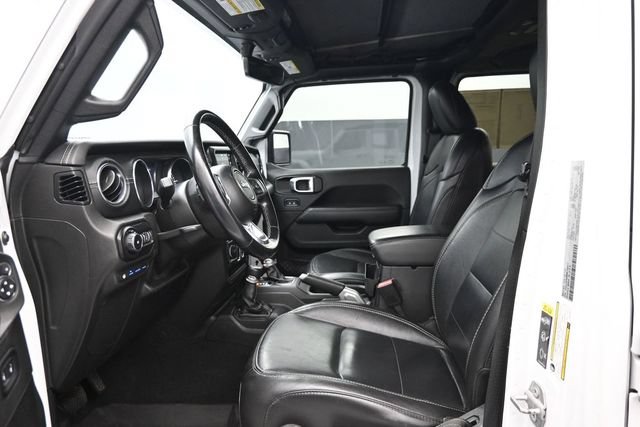 Used 2021 Jeep Wrangler Unlimited Sahara AWD/4WD image 6