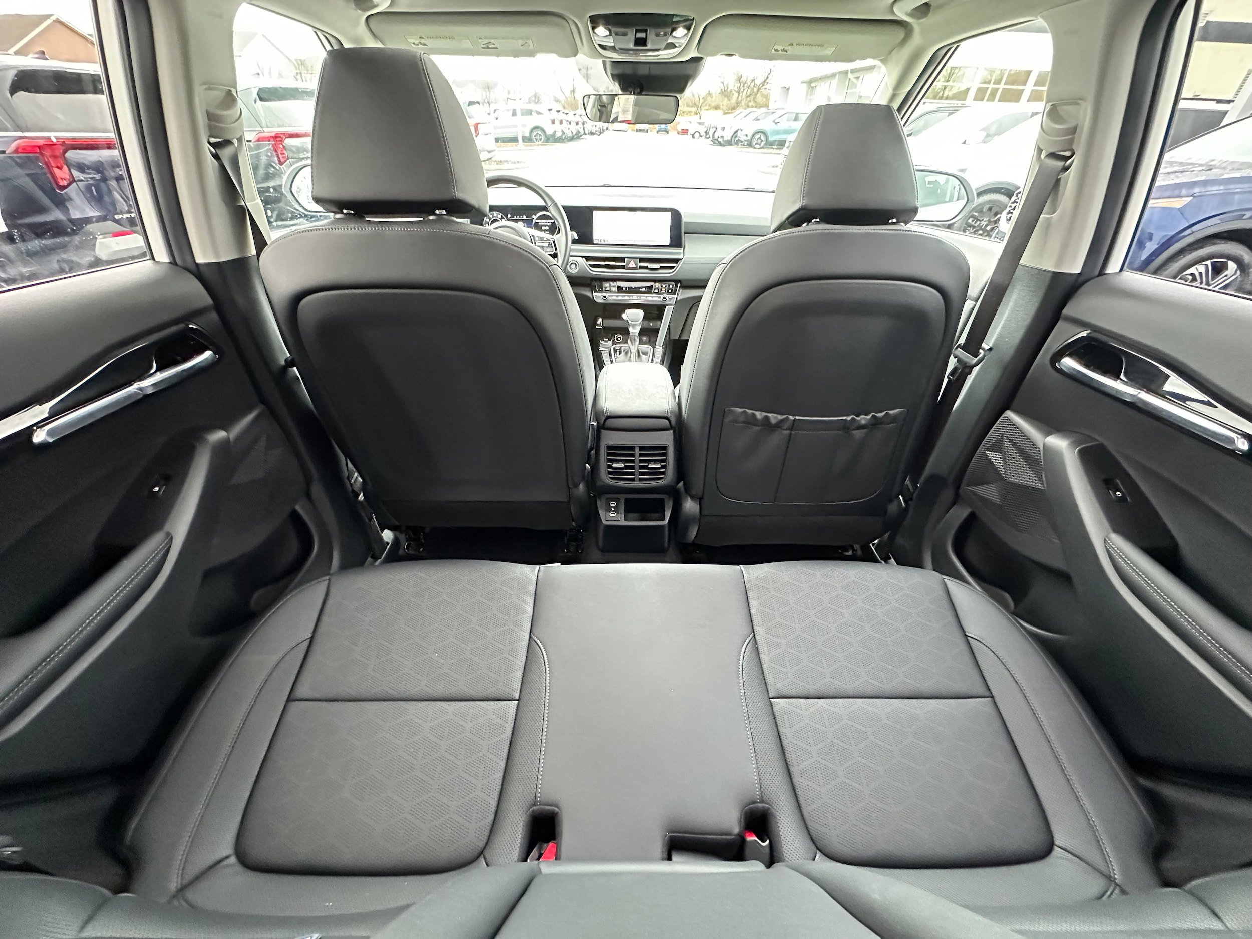 Used 2024 Kia Seltos EX image 12