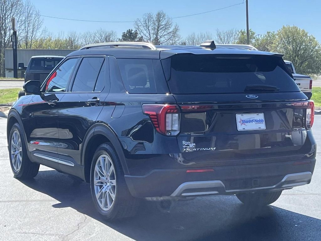 Used 2025 Ford Explorer Platinum image 5