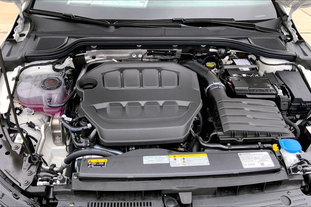 New 2026 Volkswagen GTI SE FWD image 12